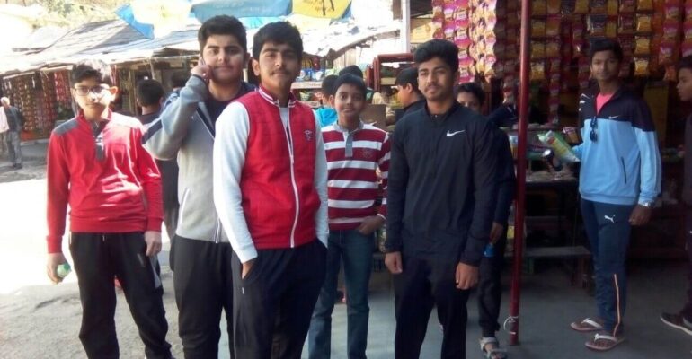 HIMALAYAN TRAIL TOUR