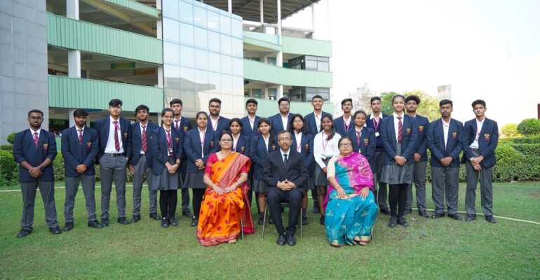 A Special Lunch for Grade 10 Students